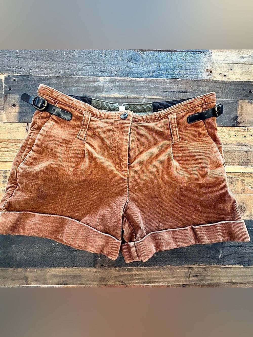 Gianni  Bini Browb Corduroy  Shorts in Brown Waist 26